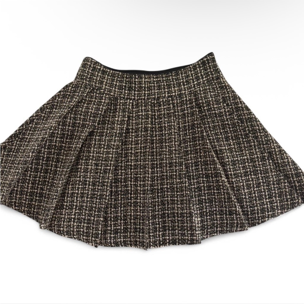 Elegant Black and White Tweed Skirt